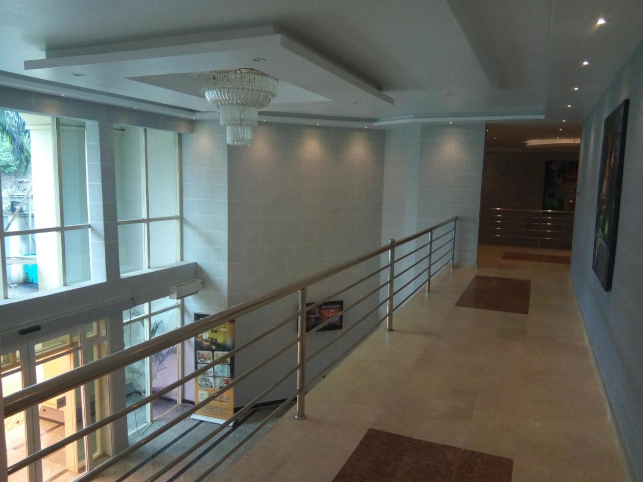 Eden Crest Hotel & Resort Enugu Exterior photo